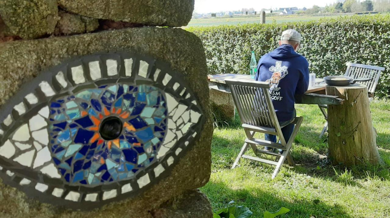 La grange aux lièvres, gîtes Kerdoel Cléder Esterno foto
