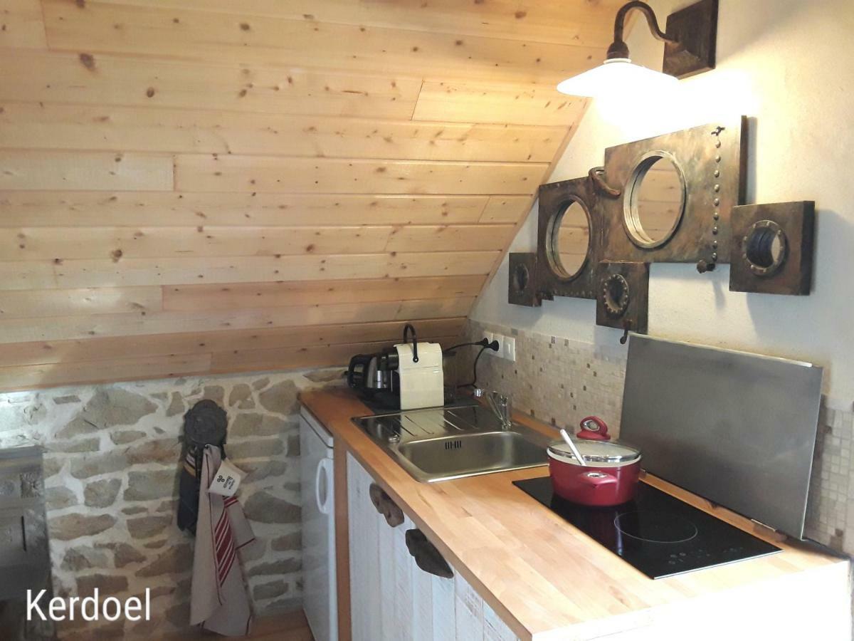 La grange aux lièvres, gîtes Kerdoel Cléder Esterno foto