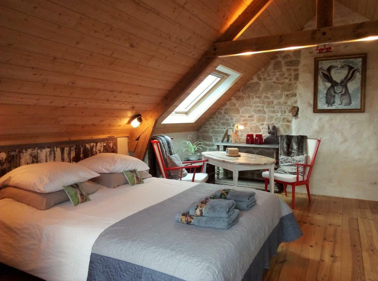 La grange aux lièvres, gîtes Kerdoel Cléder Esterno foto